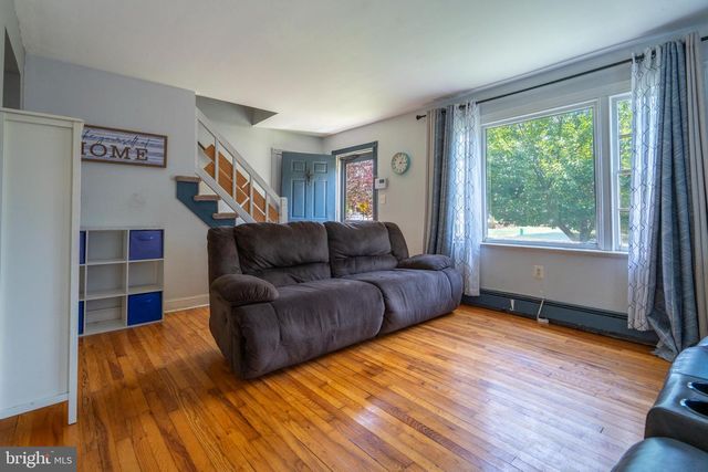 514 KANSAS RD, Warrington, PA 18976