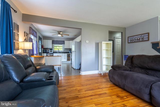 514 KANSAS RD, Warrington, PA 18976