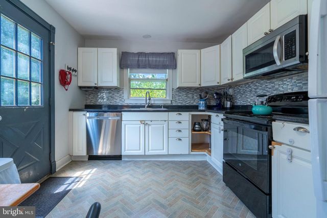 514 KANSAS RD, Warrington, PA 18976