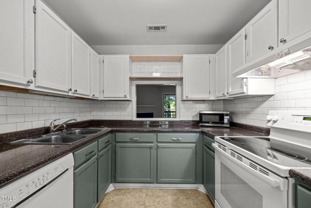 4631 Timbermill Court 203, Raleigh, NC 27612