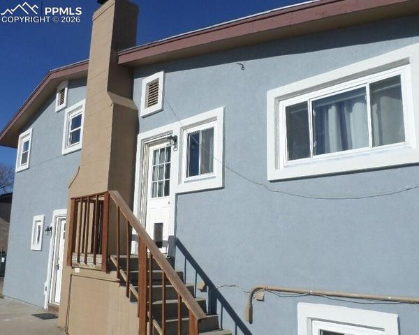 46 Radcliff Lane, Pueblo, CO 81005