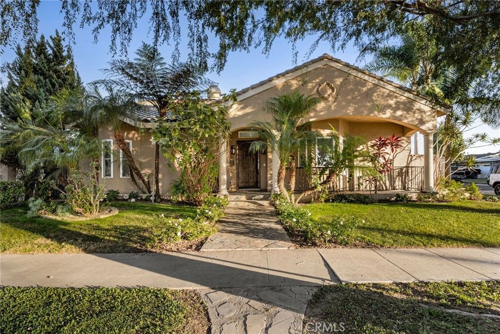 5850 E Los Arcos Street, Long Beach, CA 90815 — exterior