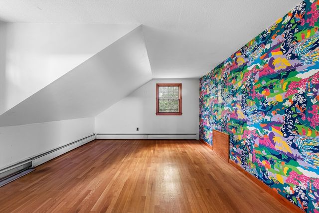 166 Pine St, Manchester, MA 01944