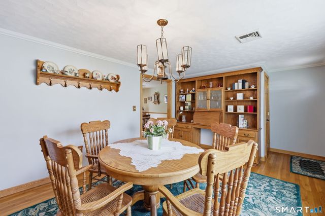 23 Middlesex Drive, Enfield, CT 06082