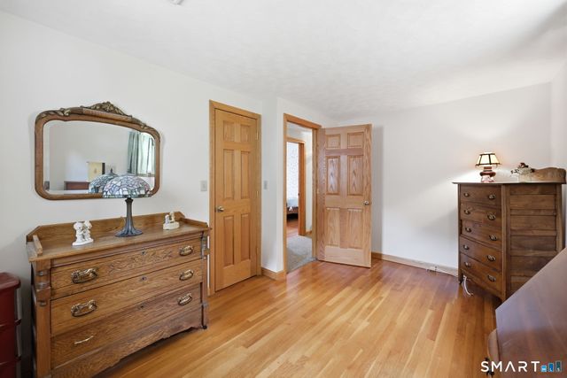 23 Middlesex Drive, Enfield, CT 06082