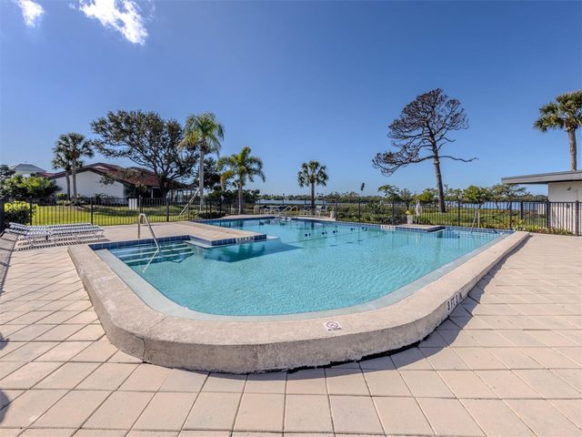 786 SARABAY ROAD 19, Osprey, FL 34229