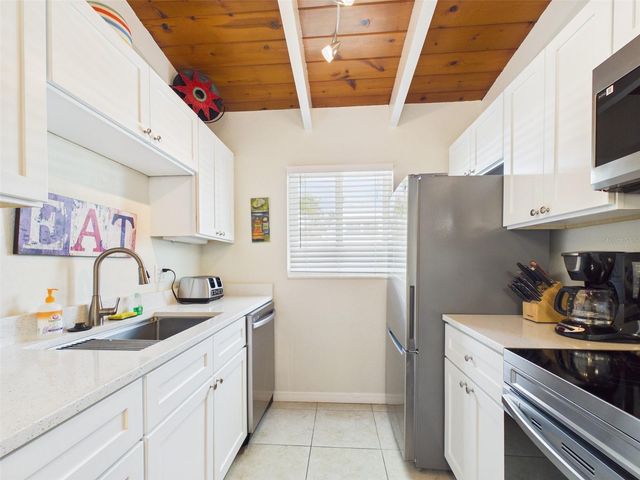 6006 MIDNIGHT PASS ROAD 51, Sarasota, FL 34242
