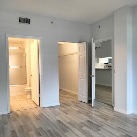 2803 Sarento Place 111, Palm Beach Gardens, FL 33410