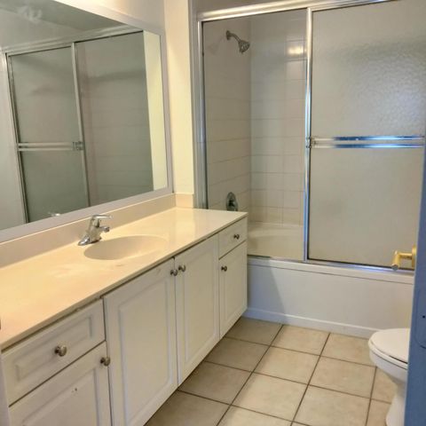 2803 Sarento Place 111, Palm Beach Gardens, FL 33410