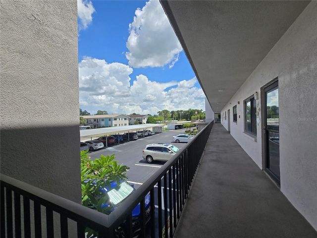 7941 58TH AVENUE N 212, St Petersburg, FL 33709