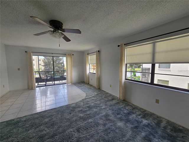 7941 58TH AVENUE N 212, St Petersburg, FL 33709