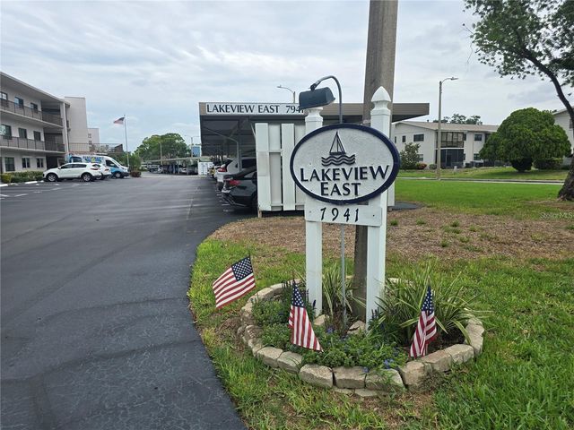 7941 58TH AVENUE N 212, St Petersburg, FL 33709