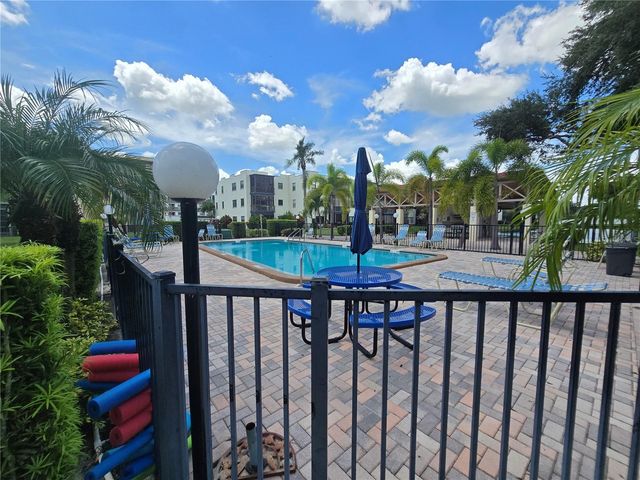 7941 58TH AVENUE N 212, St Petersburg, FL 33709