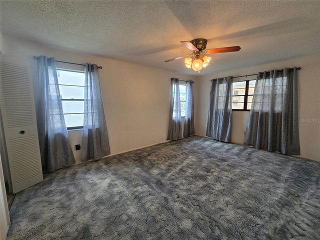 7941 58TH AVENUE N 212, St Petersburg, FL 33709