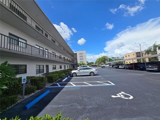7941 58TH AVENUE N 212, St Petersburg, FL 33709