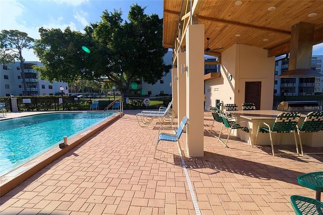 7941 58TH AVENUE N 212, St Petersburg, FL 33709