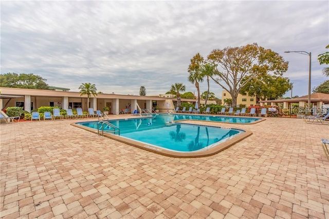 7941 58TH AVENUE N 212, St Petersburg, FL 33709