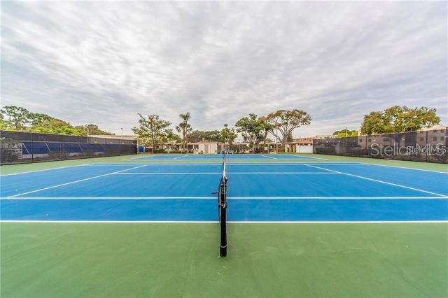 7941 58TH AVENUE N 212, St Petersburg, FL 33709