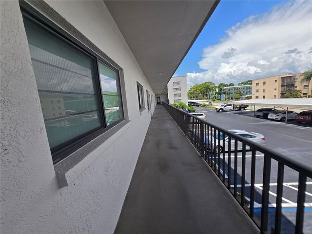 7941 58TH AVENUE N 212, St Petersburg, FL 33709