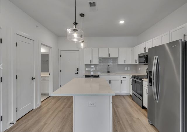 1540 Lebanon Pike Unit 204, Nashville, TN 37210