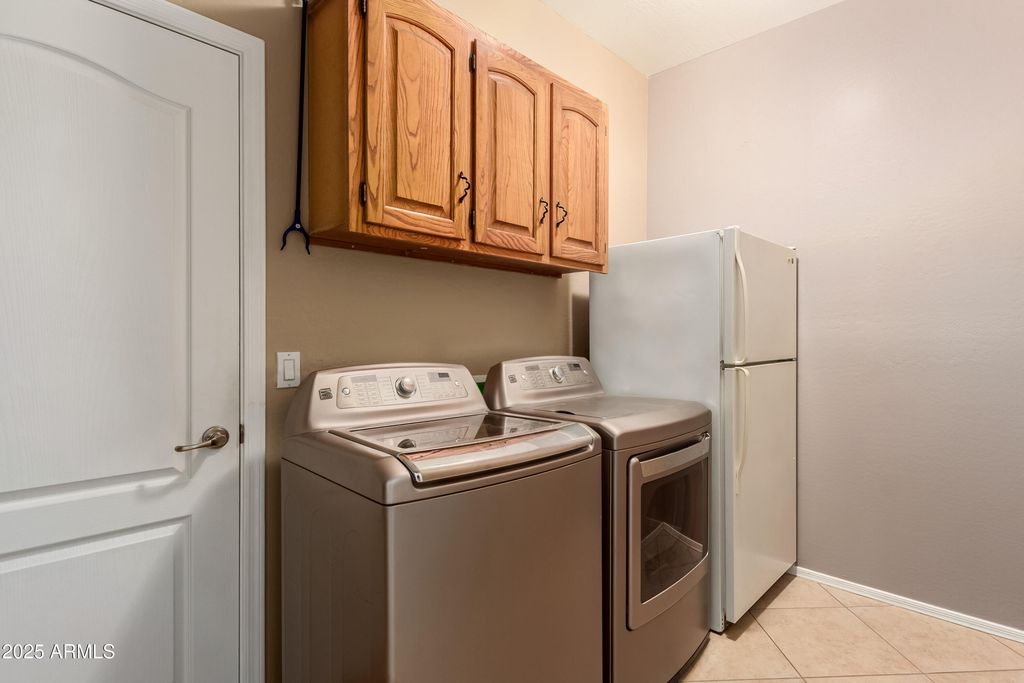 Image 20 of property listing at 3405 W IAN Drive, Laveen, AZ 85339