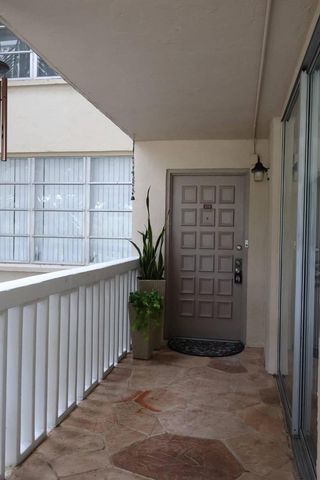 7011 Environ Boulevard 210, Lauderhill, FL 33319