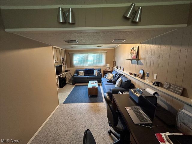 24437 Ridgeline, Bedford Heights, OH 44146