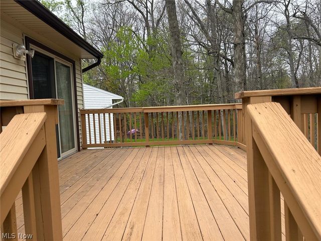 24437 Ridgeline, Bedford Heights, OH 44146