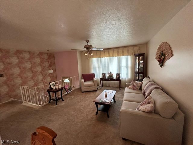 24437 Ridgeline, Bedford Heights, OH 44146