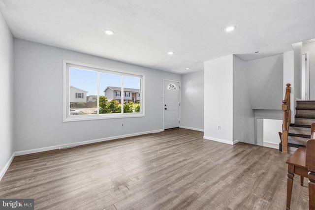 10 WEST RD, Mount Airy, MD 21771