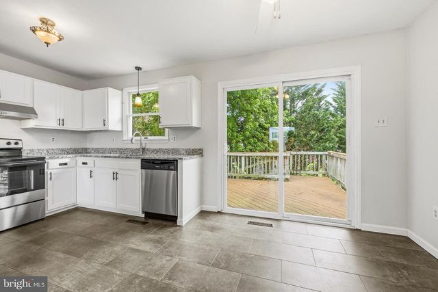 10 WEST RD, Mount Airy, MD 21771