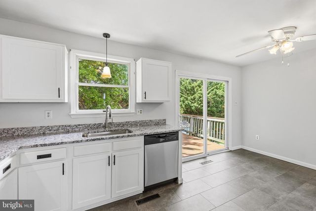 10 WEST RD, Mount Airy, MD 21771