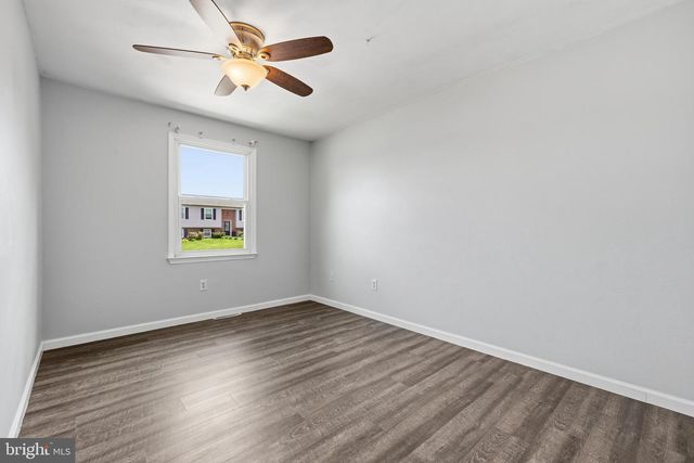 10 WEST RD, Mount Airy, MD 21771
