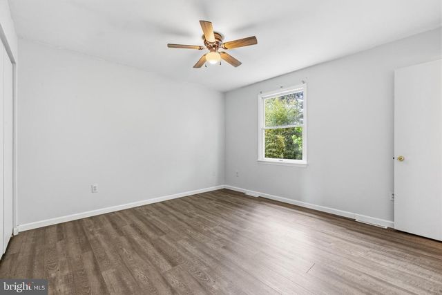 10 WEST RD, Mount Airy, MD 21771