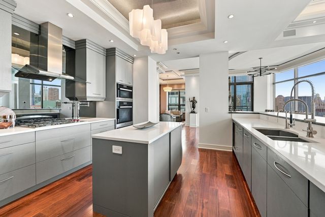 450 E Waterside Drive 3309, Chicago, IL 60601