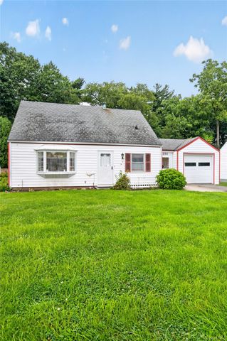 296 Jamaica Boulevard, Carle Place, NY 11514