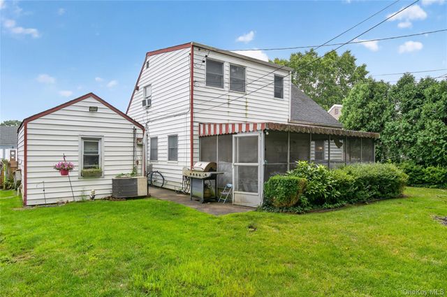 296 Jamaica Boulevard, Carle Place, NY 11514