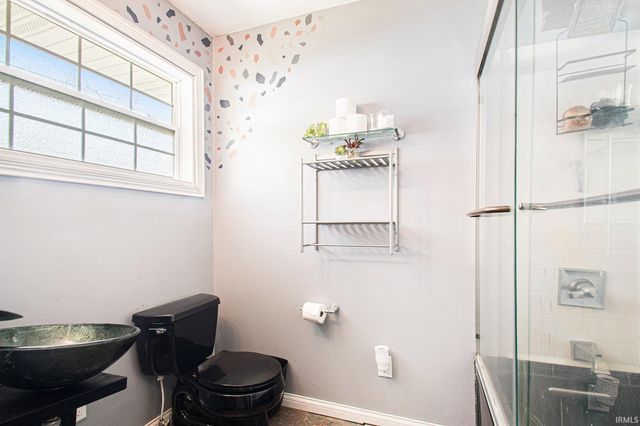 57502 Oakside Avenue, Mishawaka, IN 46544