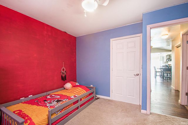 57502 Oakside Avenue, Mishawaka, IN 46544