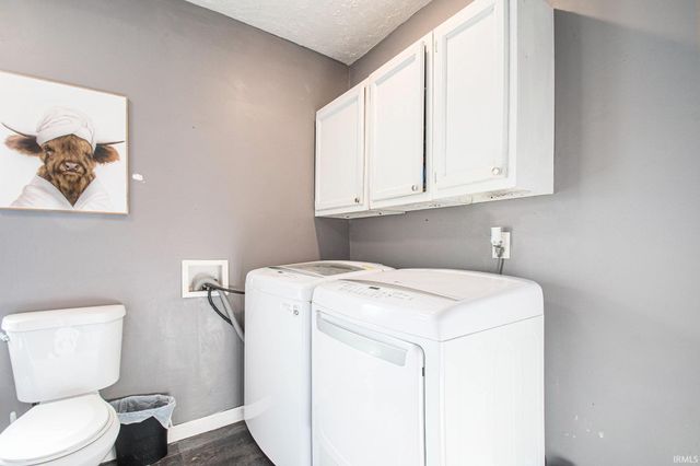 57502 Oakside Avenue, Mishawaka, IN 46544