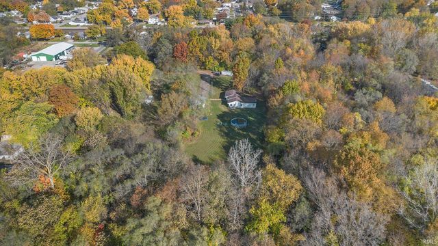 57502 Oakside Avenue, Mishawaka, IN 46544