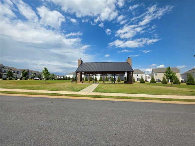 312 Phillips Drive, Pendleton, SC 29670