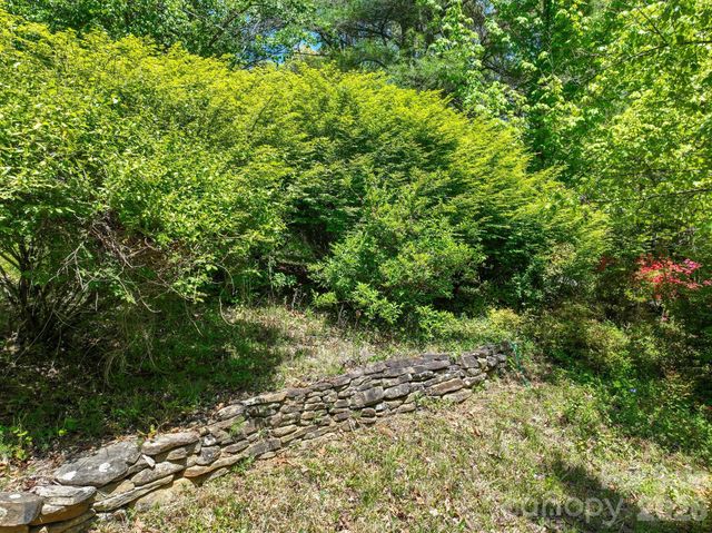75 High Valley Estates Drive, Alexander, NC 28701