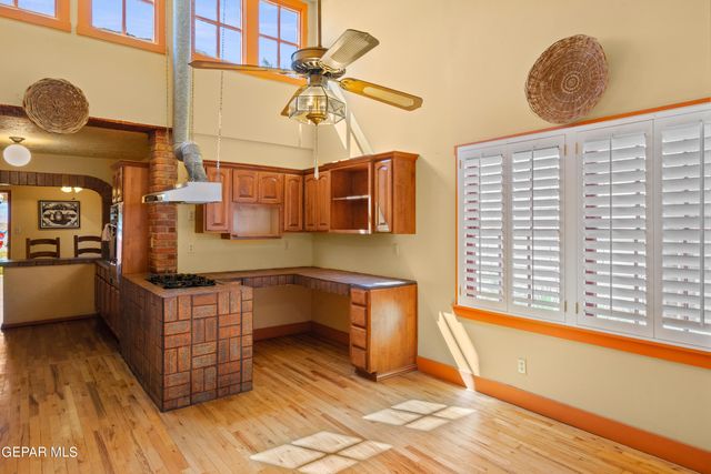 515 GREGORY Avenue, El Paso, TX 79902