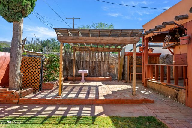 515 GREGORY Avenue, El Paso, TX 79902