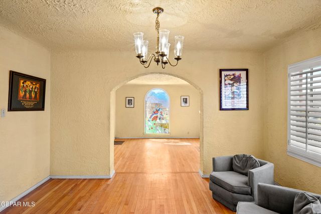 515 GREGORY Avenue, El Paso, TX 79902