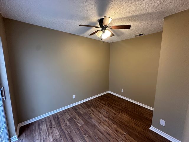 900 S Tennessee Street 11, Mckinney, TX 75069