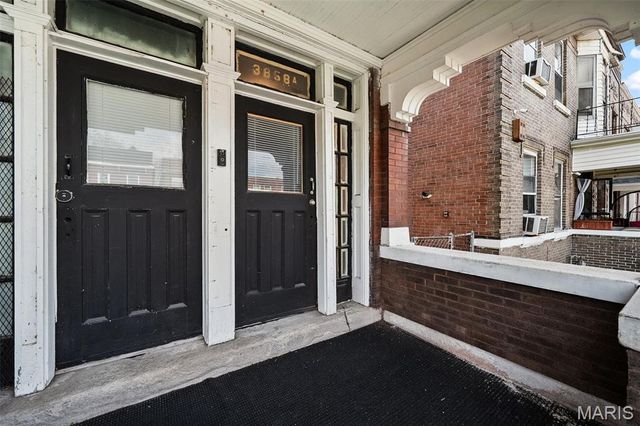 3858 Greer Avenue, St Louis, MO 63107