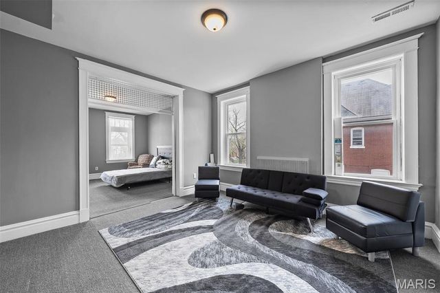 3858 Greer Avenue, St Louis, MO 63107