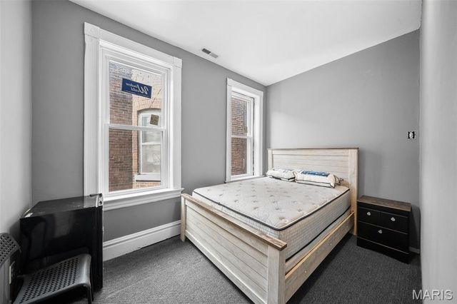 3858 Greer Avenue, St Louis, MO 63107
